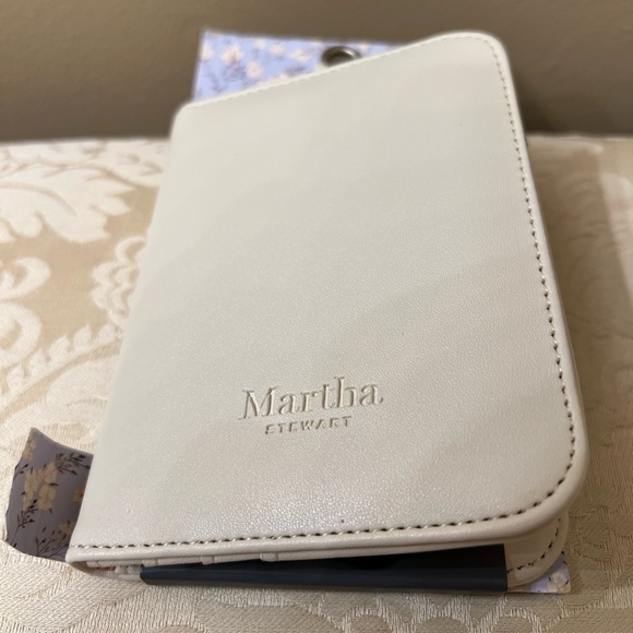 Martha Stewart Handbags - Martha Stewart Passport Holder NWT